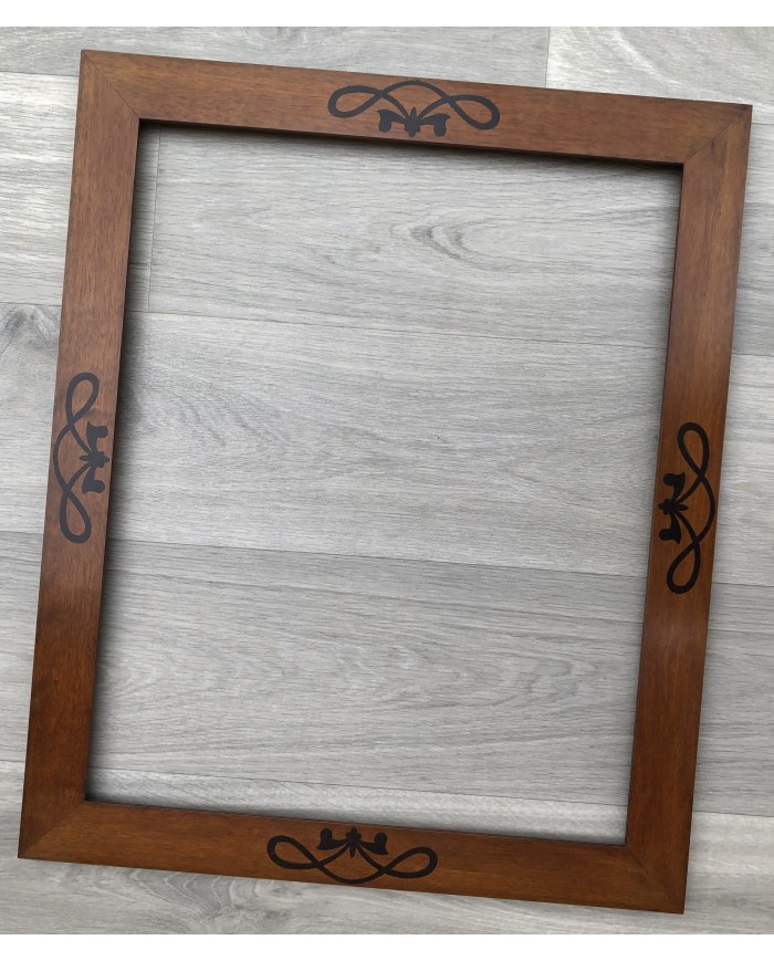 Cornice classica noce intarsio fregi. PEZZO UNICO!