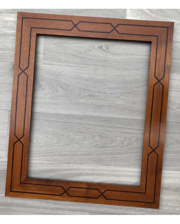 Cornice classica noce intarsi. PEZZO UNICO!