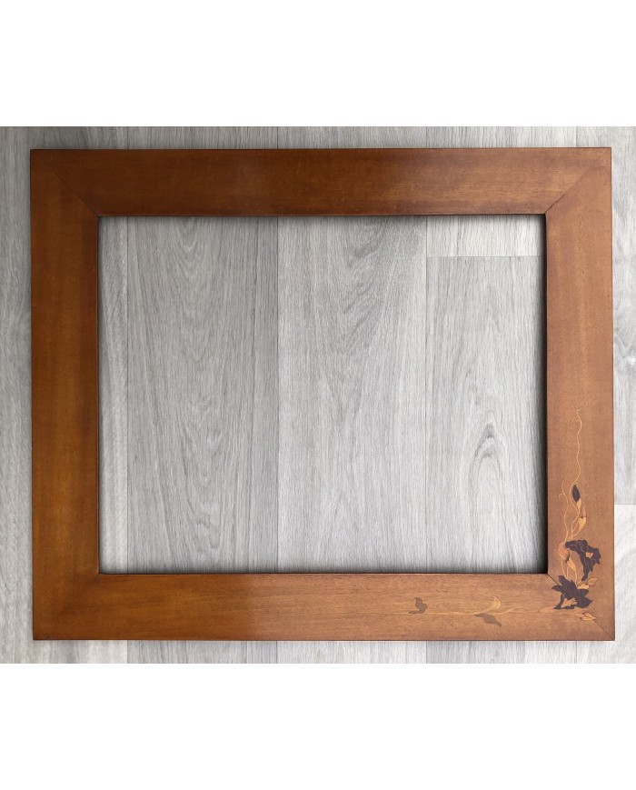 Cornice classica artigiana noce intarsio fiore. PEZZO UNICO!