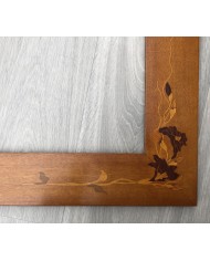 Cornice classica artigiana noce intarsio fiore. PEZZO UNICO!