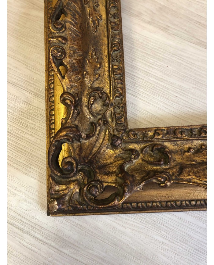 Cornice classica antica stile francesina dorata in foglia