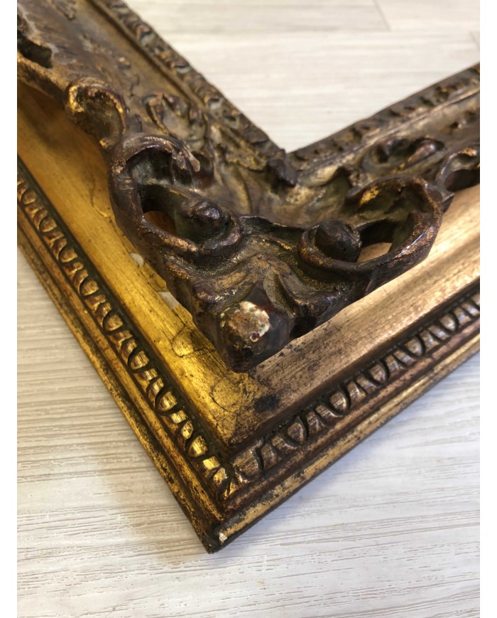 Cornice classica antica stile francesina dorata in foglia