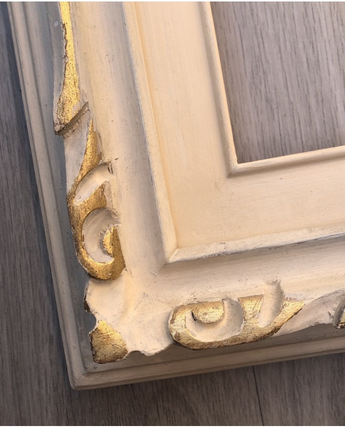 cornice in legno originale d'epoca Francesina color bianco avorio